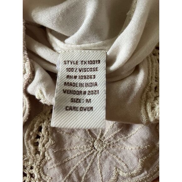 Surf Gypsy Eyelet  Women’s Ombré Color Shorts Size M Excellent Condition - Picture 7 of 8